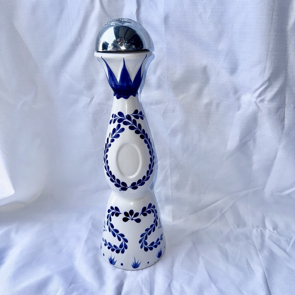 Clase Azul Reposado Tequila Empty Bottle No Emblem 750ml White Blue Painted Deco